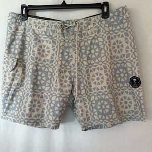 Vissla mens swim shorts size 38 gray/blue design